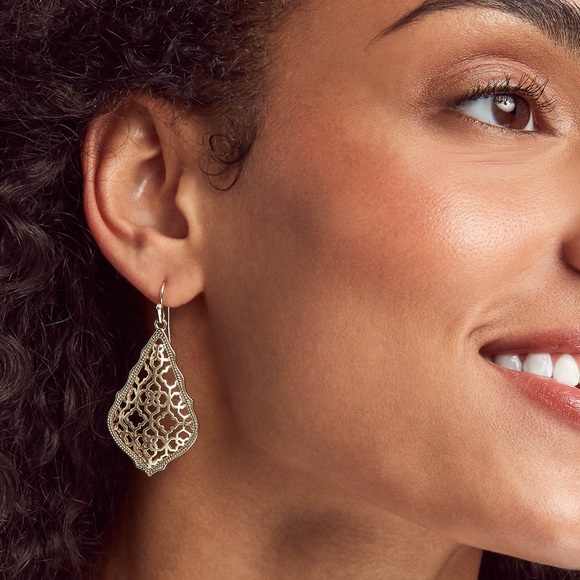 NEW KENDRA SCOTT ADDIE GOLD DROP EARRINGS - Picture 7 of 8